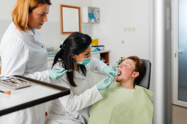 Best Weekend Emergency Dentist in Saint John Fisher College, NY